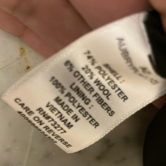 Elle Blue and Pink Blazer with Plaid Design So Warm And Cozy For All Occasions! - Picture 8 of 9